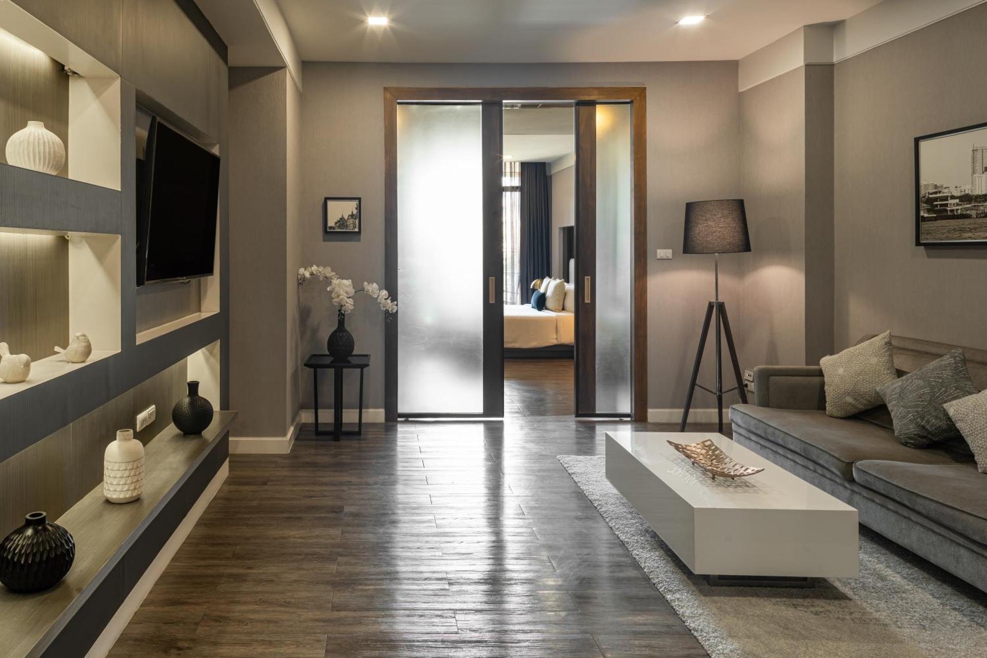 Metropolis Suites Bangkok, Tapestry Collection By Hilton Exterior photo